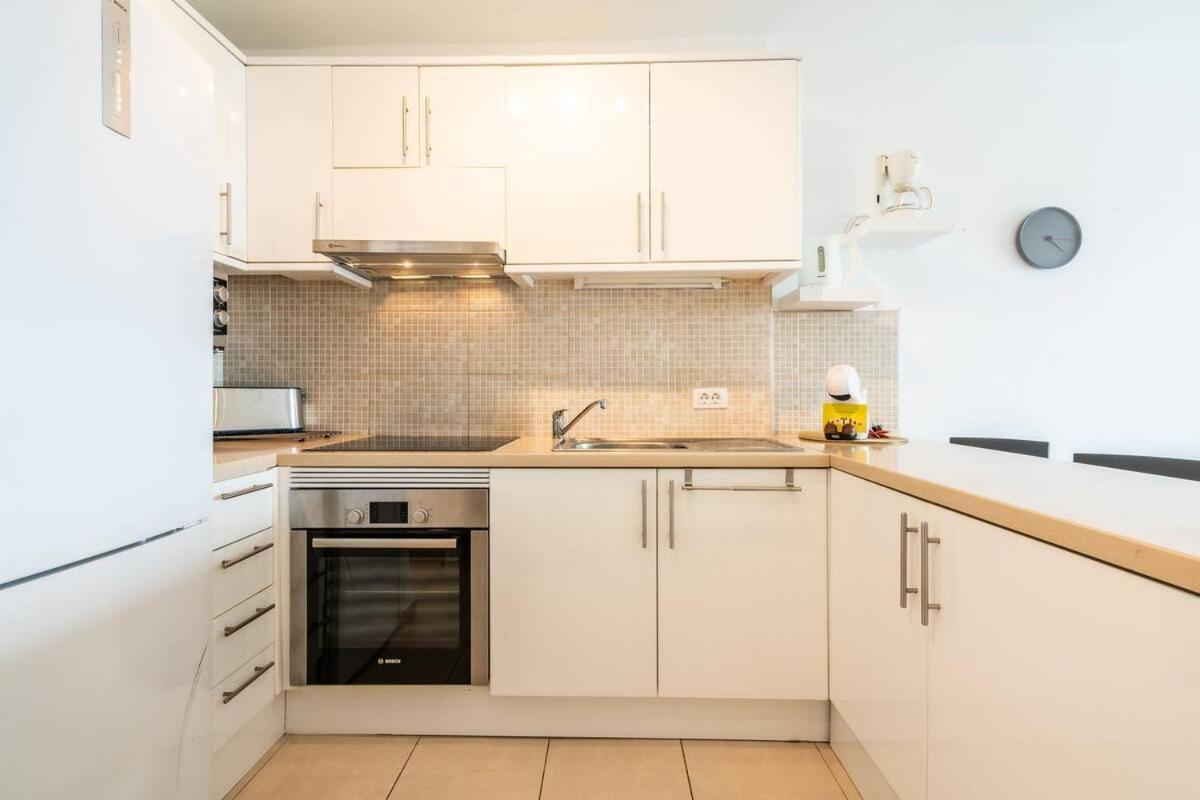 ארונה Superbe Appartement A Las Americas Torres Del Sol מראה חיצוני תמונה