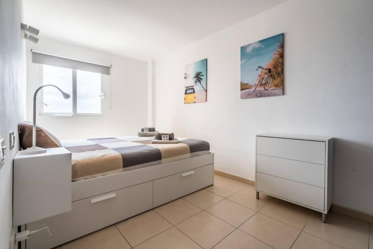 ארונה Superbe Appartement A Las Americas Torres Del Sol מראה חיצוני תמונה