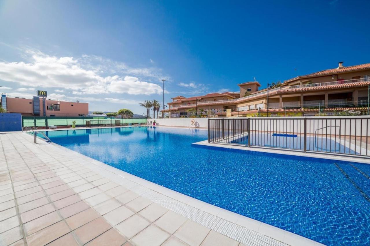 ארונה Superbe Appartement A Las Americas Torres Del Sol מראה חיצוני תמונה
